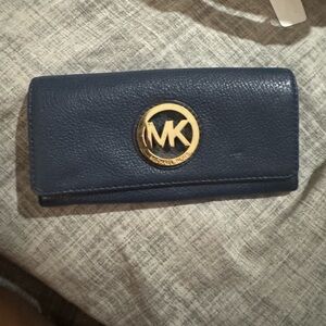 Michael Kors Fulton Flap Continental Wallet - Navy